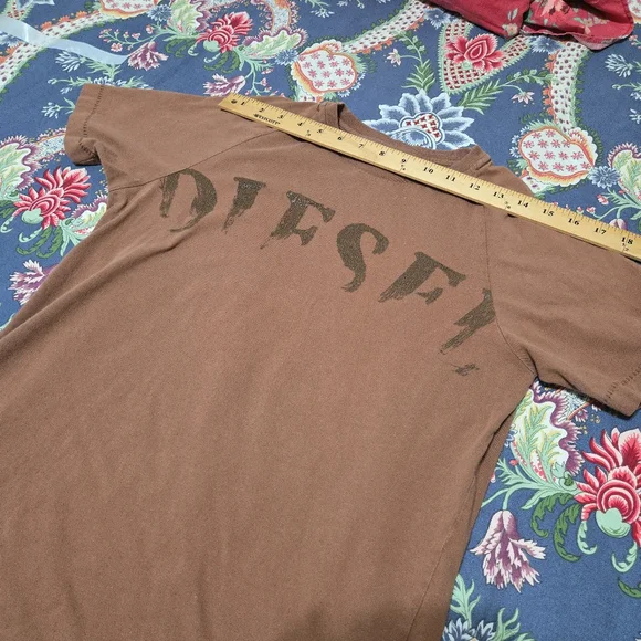 Diesel Men's Brown T-Shirt Size M - Picture 8 of 11
